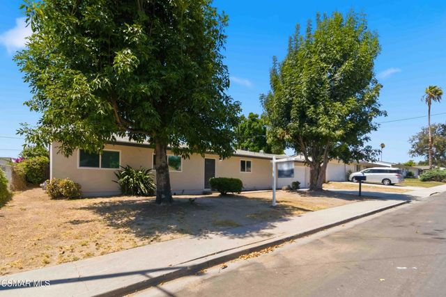 2233 Caldwell Avenue, Simi Valley, CA 93065