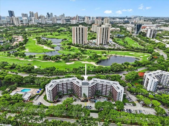 3101 N Country Club Drive 209, Aventura, FL 33180