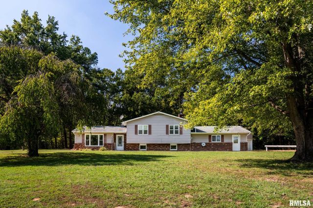 1521 S MAIN Street, Carterville, IL 62918