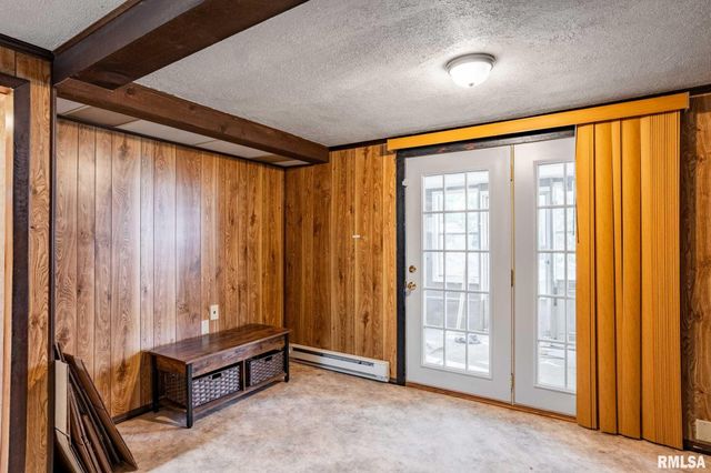 1521 S MAIN Street, Carterville, IL 62918