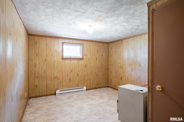 1521 S MAIN Street, Carterville, IL 62918