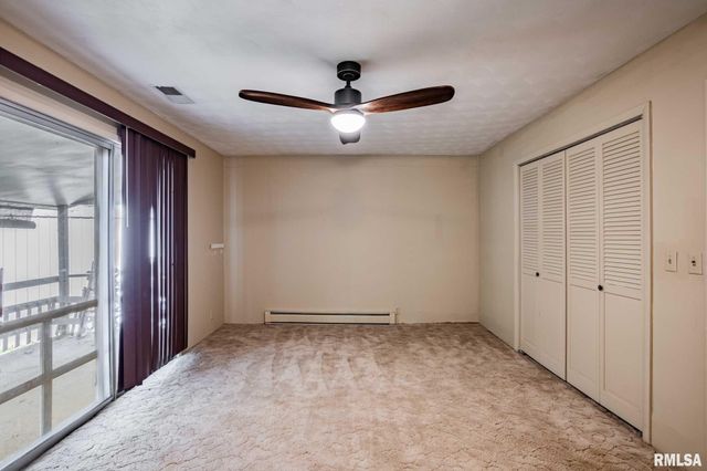 1521 S MAIN Street, Carterville, IL 62918