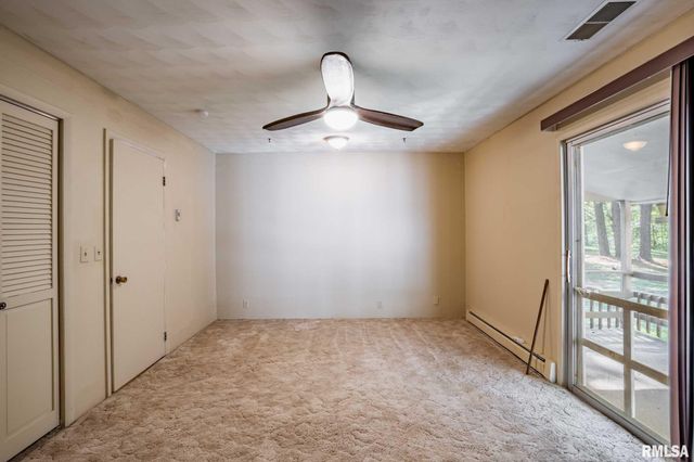 1521 S MAIN Street, Carterville, IL 62918