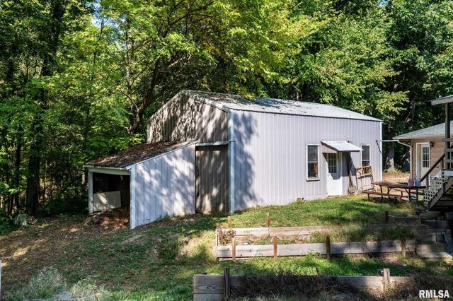 1521 S MAIN Street, Carterville, IL 62918