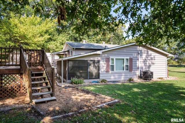 1521 S MAIN Street, Carterville, IL 62918