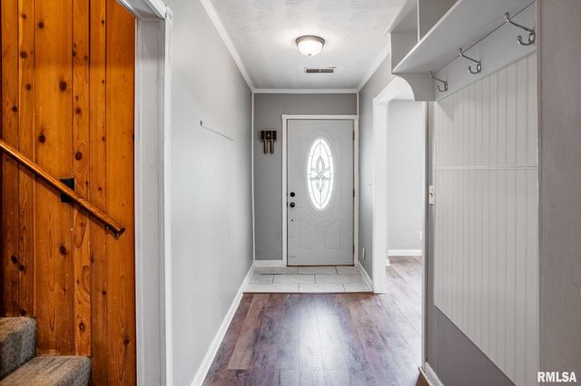 1521 S MAIN Street, Carterville, IL 62918