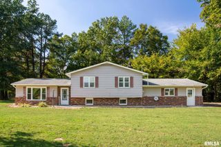 1521 S MAIN Street, Carterville, IL 62918