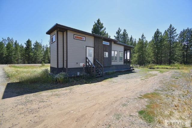 3555 Yale-Kilgore Road, Island Park, ID 83429