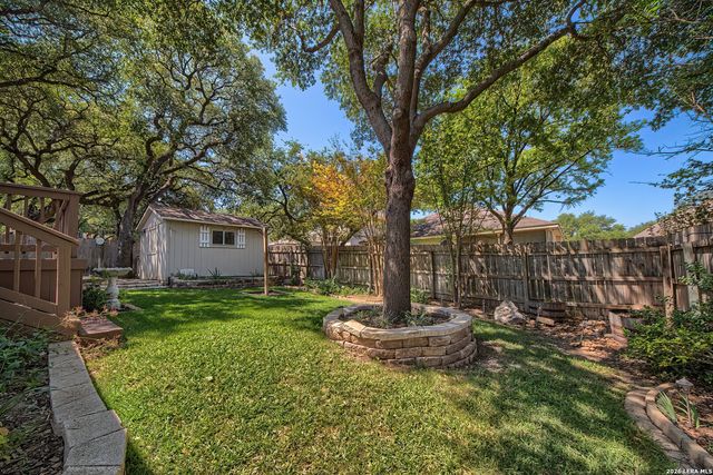 4722 EMDEN HOLW, San Antonio, TX 78247