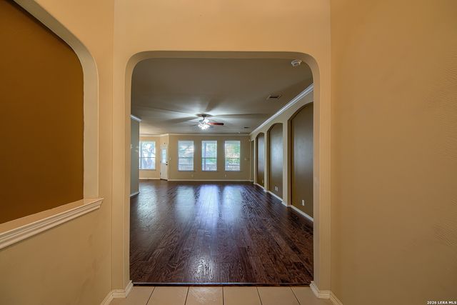 4722 EMDEN HOLW, San Antonio, TX 78247