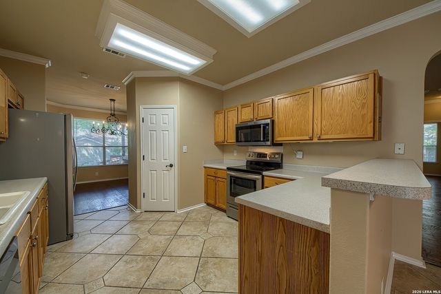 4722 EMDEN HOLW, San Antonio, TX 78247