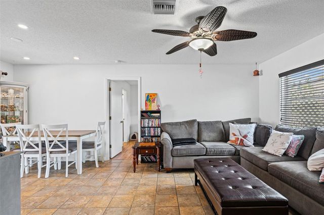 5988 MARIGOLD ROAD, Venice, FL 34293