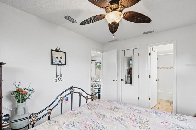 5988 MARIGOLD ROAD, Venice, FL 34293