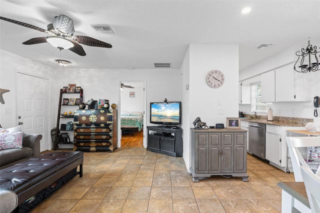 5988 MARIGOLD ROAD, Venice, FL 34293