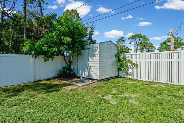 5988 MARIGOLD ROAD, Venice, FL 34293