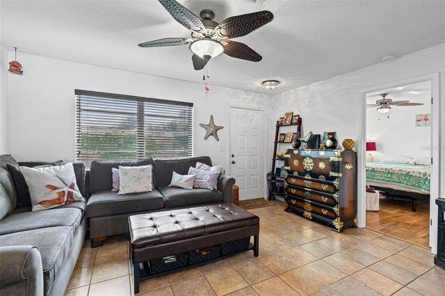 5988 MARIGOLD ROAD, Venice, FL 34293