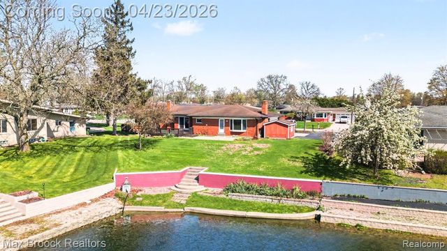 5030 Stellar Road, Shelby Twp, MI 48316