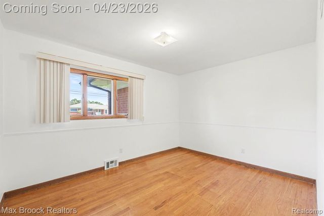 5030 Stellar Road, Shelby Twp, MI 48316