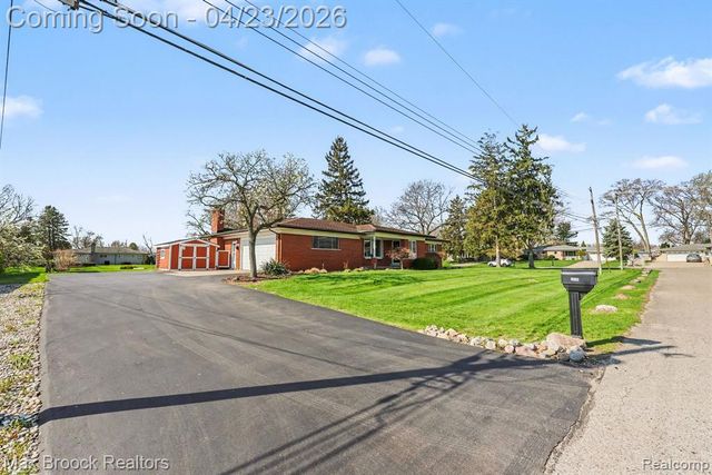 5030 Stellar Road, Shelby Twp, MI 48316