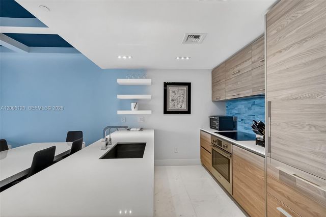 1300 S Miami Ave 3103, Miami, FL 33130