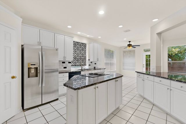 2301 Maryanne Lane, Plano, TX 75074