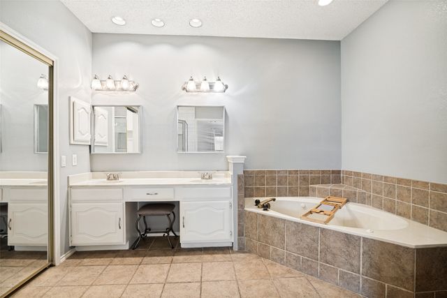 7013 Lo Chalmers Lane, Garland, TX 75043