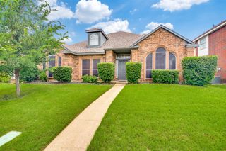 7013 Lo Chalmers Lane, Garland, TX 75043