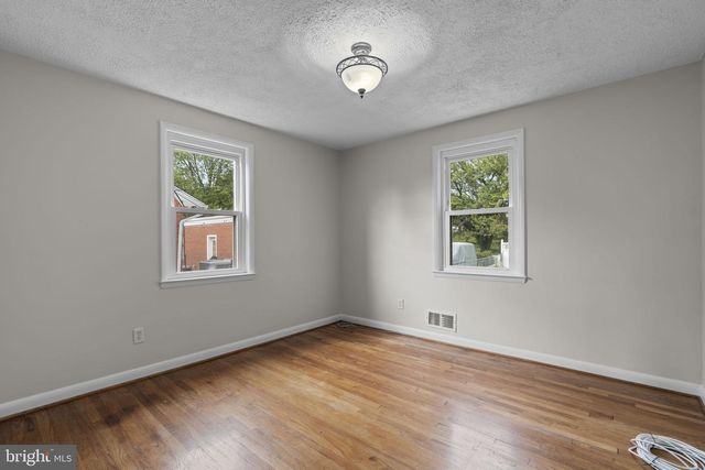 2604 JERALD DR, Baltimore, MD 21234