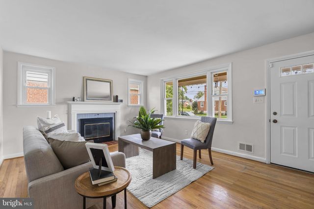 2604 JERALD DR, Baltimore, MD 21234