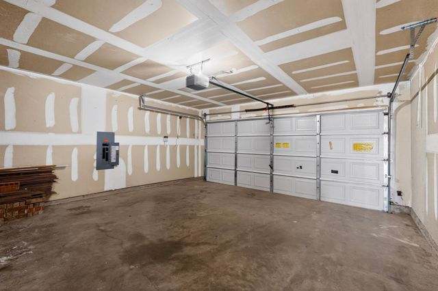 7911 Decoy Drive, Arlington, TX 76002