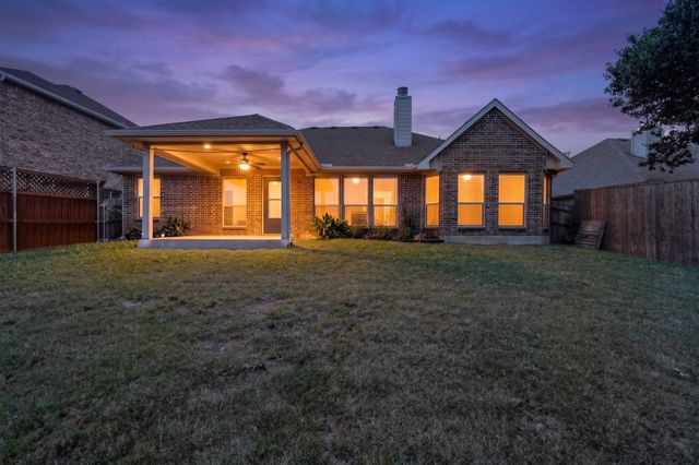 7911 Decoy Drive, Arlington, TX 76002
