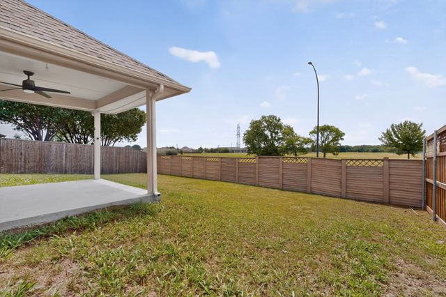 7911 Decoy Drive, Arlington, TX 76002
