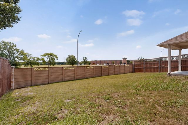 7911 Decoy Drive, Arlington, TX 76002