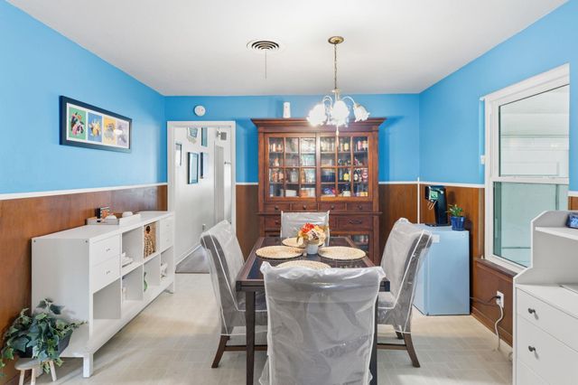 8207 Lazy LN, Austin, TX 78757
