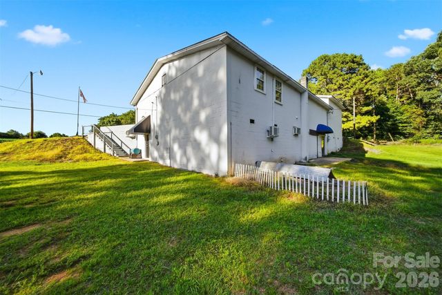7799 W Nc 10 Highway, Vale, NC 28168