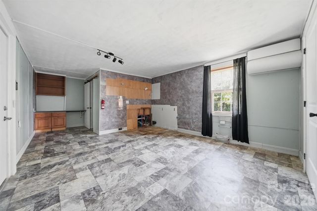 7799 W Nc 10 Highway, Vale, NC 28168