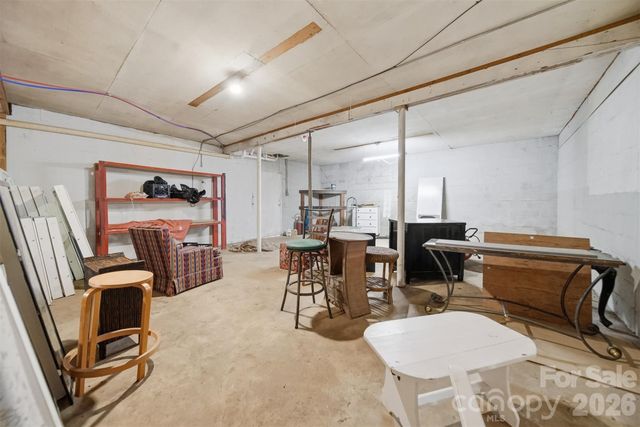 7799 W Nc 10 Highway, Vale, NC 28168