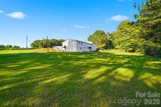 7799 W Nc 10 Highway, Vale, NC 28168