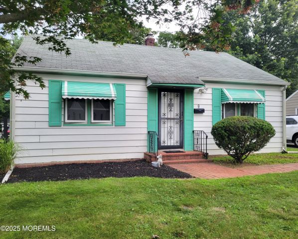 9 Holmes Terrace, Freehold, NJ 07728