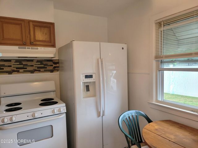 9 Holmes Terrace, Freehold, NJ 07728