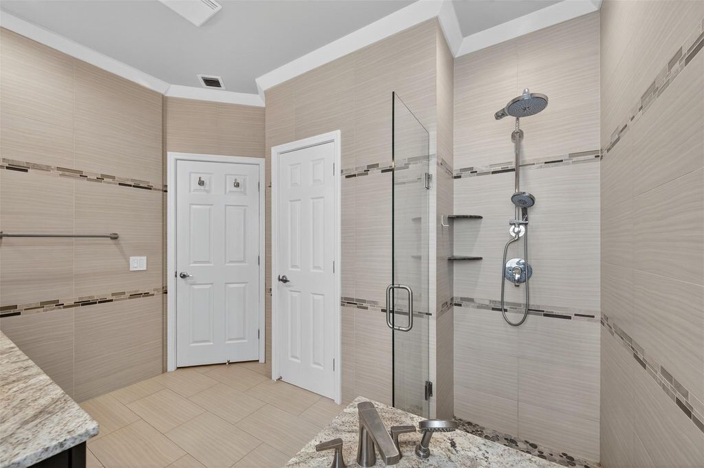 Image 11 of property listing at 7862 NW 62nd Way, Parkland, FL 33067