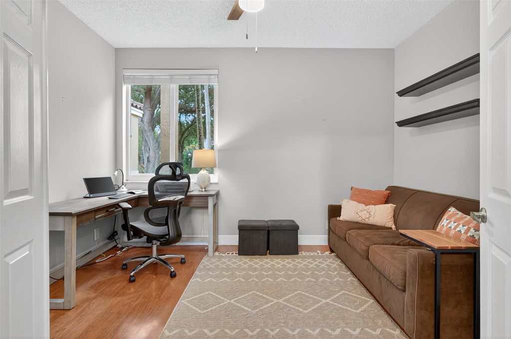 Image 12 of property listing at 7862 NW 62nd Way, Parkland, FL 33067