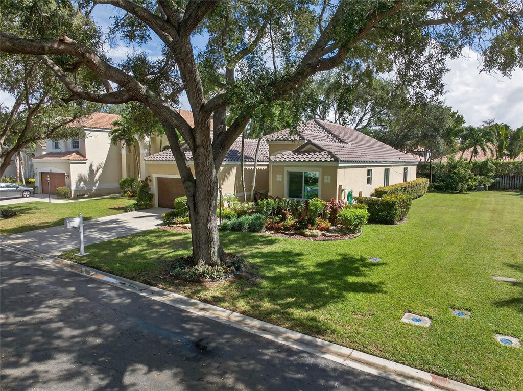 Image 33 of property listing at 7862 NW 62nd Way, Parkland, FL 33067