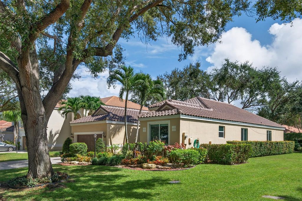 Image 35 of property listing at 7862 NW 62nd Way, Parkland, FL 33067