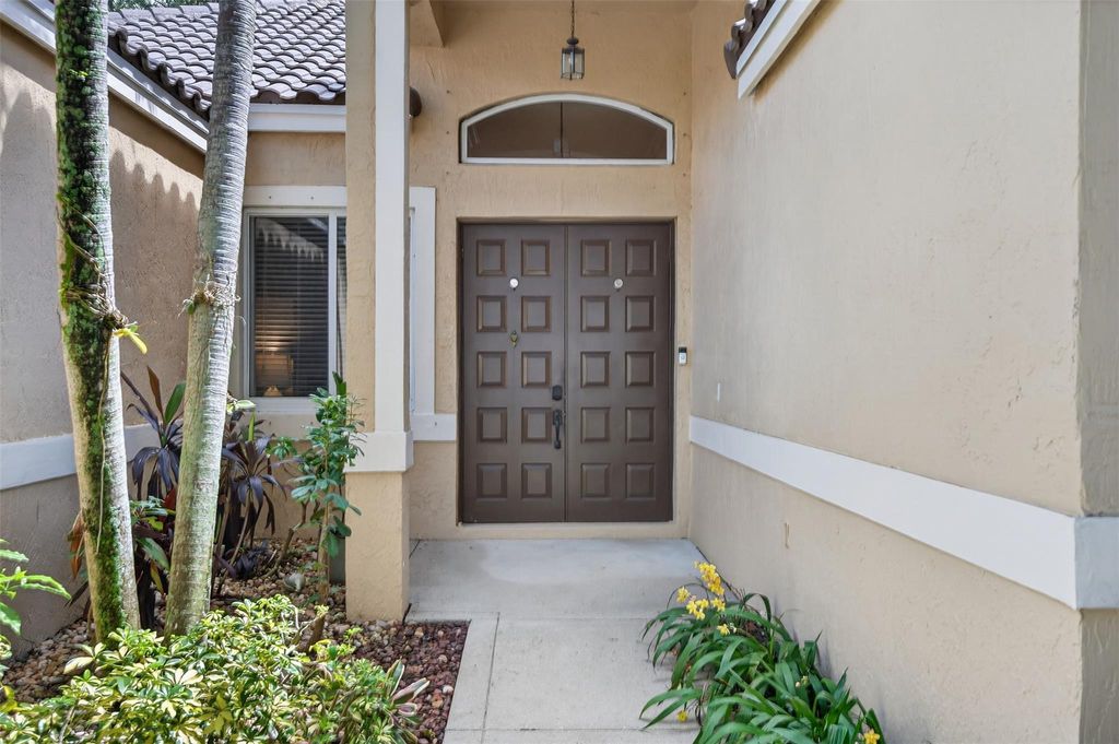 Image 41 of property listing at 7862 NW 62nd Way, Parkland, FL 33067