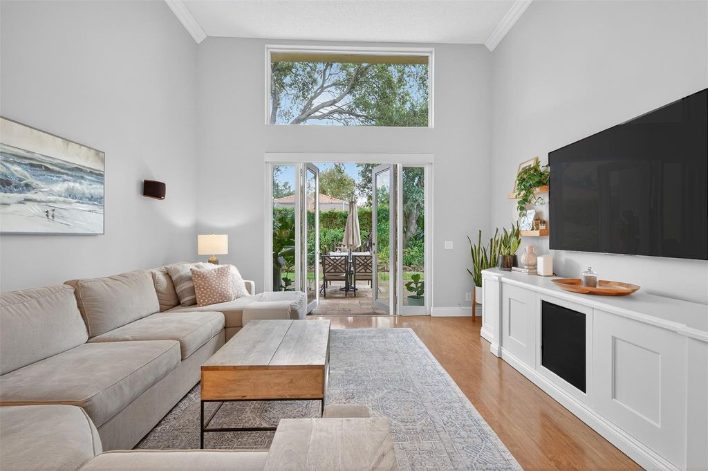 Image 45 of property listing at 7862 NW 62nd Way, Parkland, FL 33067