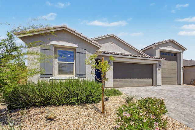 18600 W SWAYBACK Pass, Surprise, AZ 85387