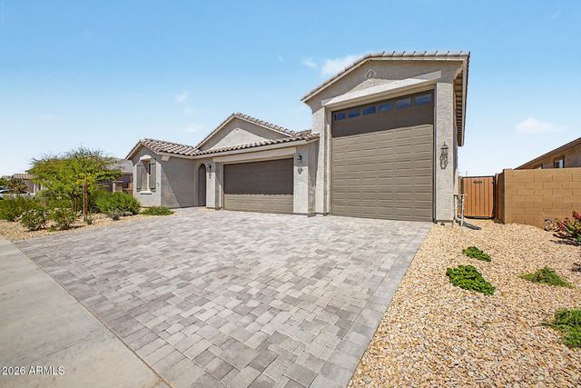 18600 W SWAYBACK Pass, Surprise, AZ 85387