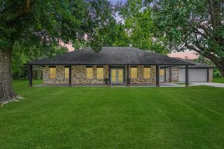 19302 Fisher Drive, Tomball, TX 77377