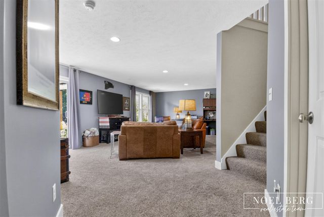 4866 Chatsworth Creek Drive, Hudsonville, MI 49426